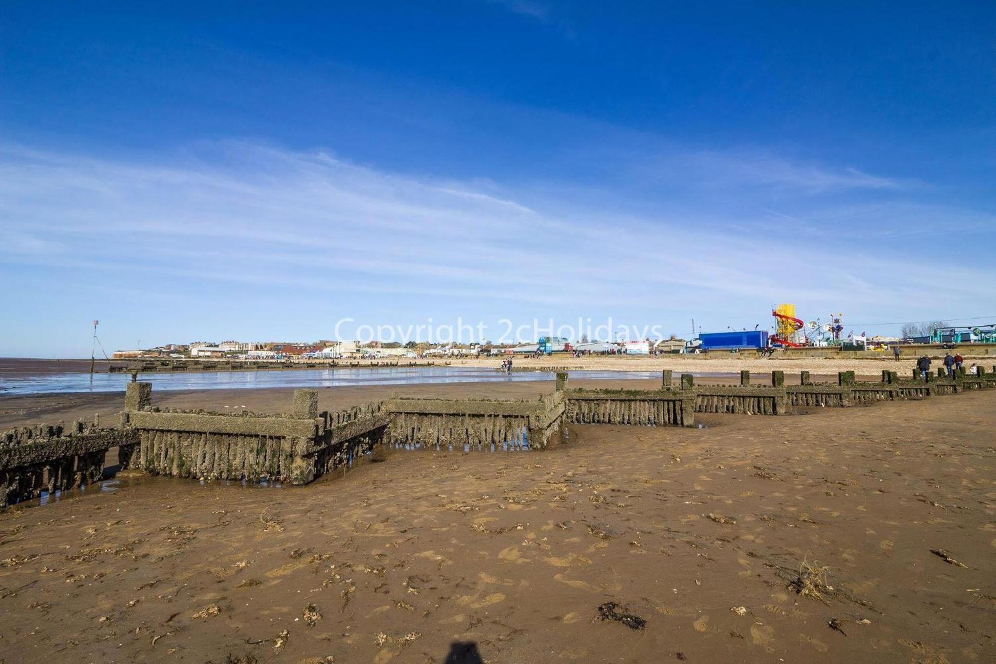 8 Berth Caravan For Hire At Manor Park Near To A Great Beach Ref 23041C Hunstanton Exteriör bild